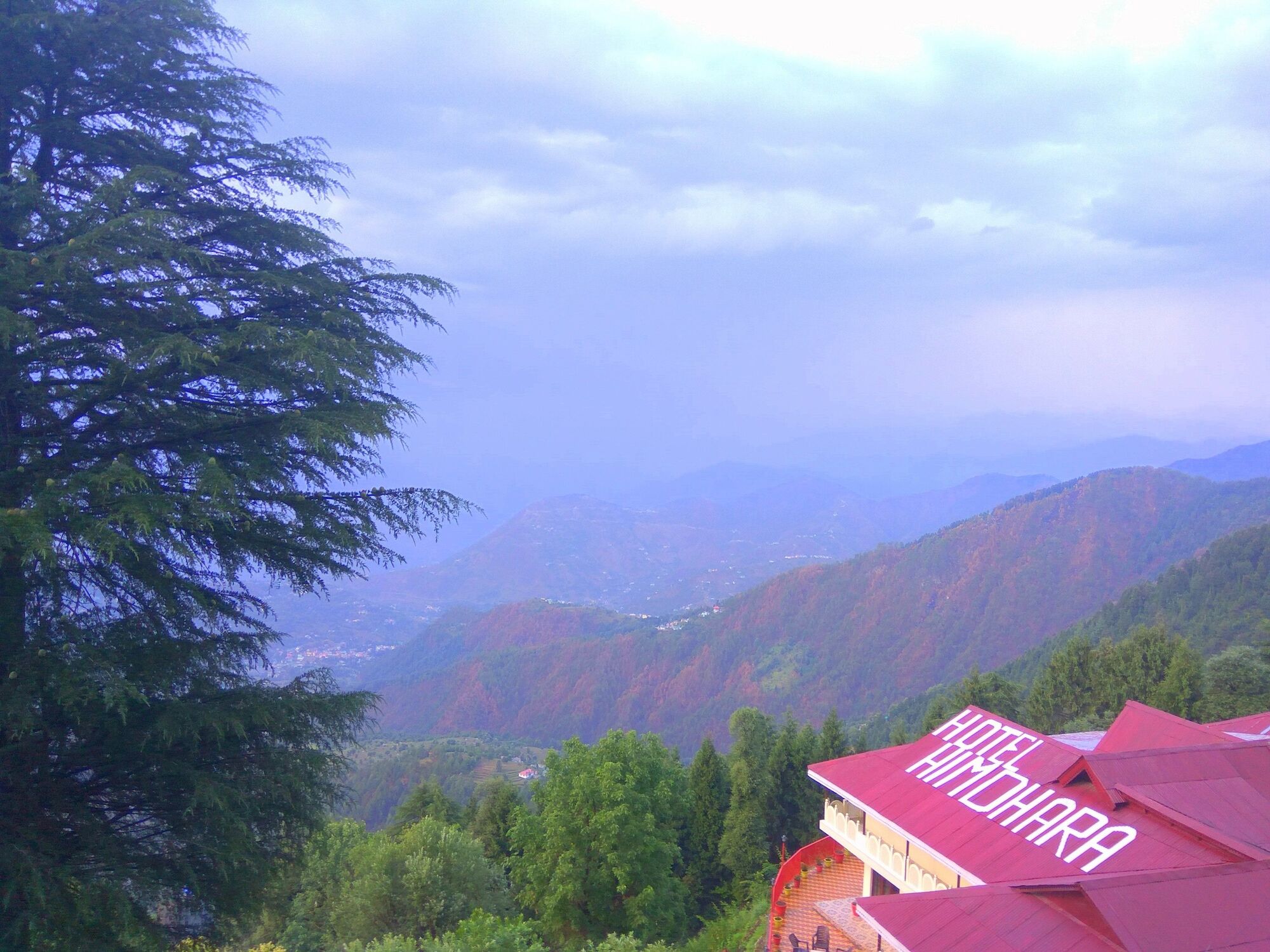 Hotel Himdhara, Dalhousie Extérieur photo